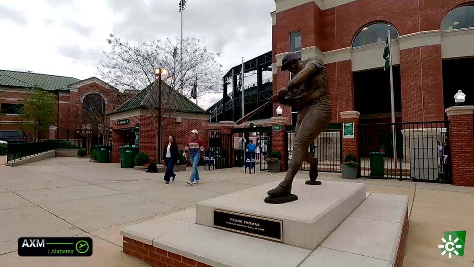 andalucia mundo alabama beisbol estatua 1024x576