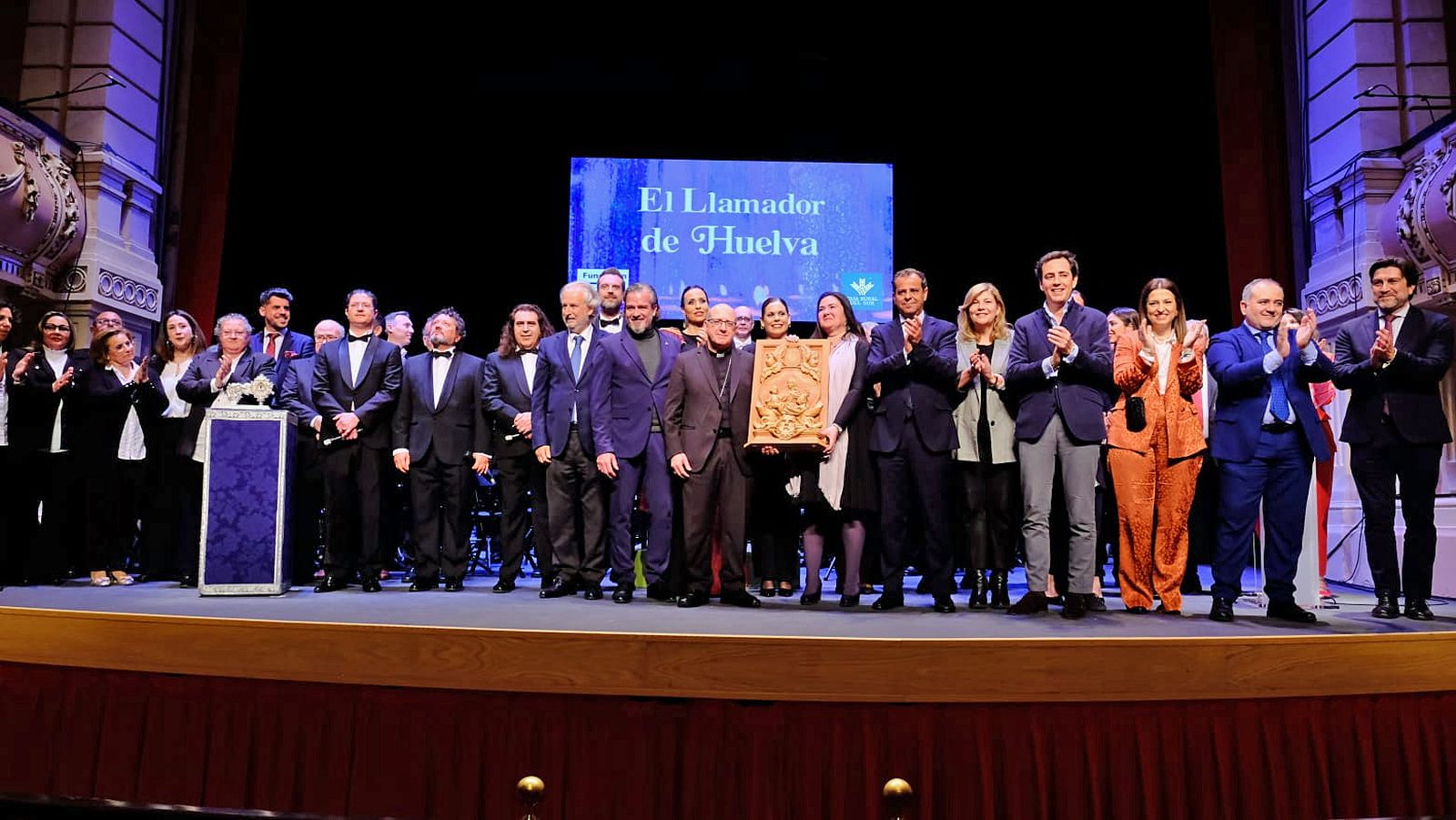 HUELVA FOTO FAMILIA FINAL GALA