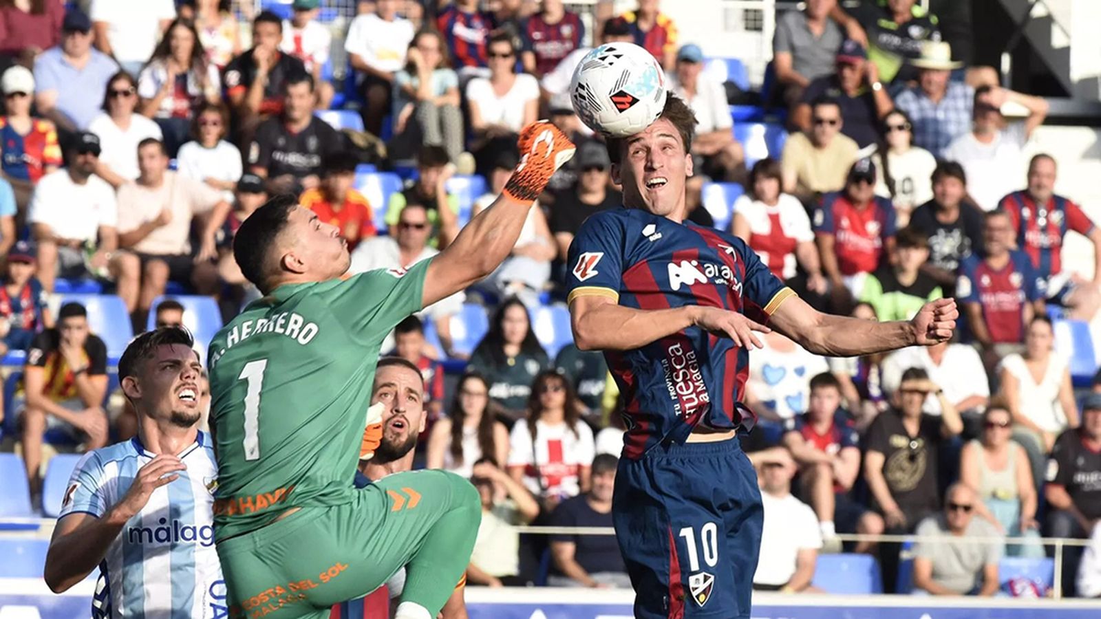 Herrero, El Málaga cae ante el Huesca