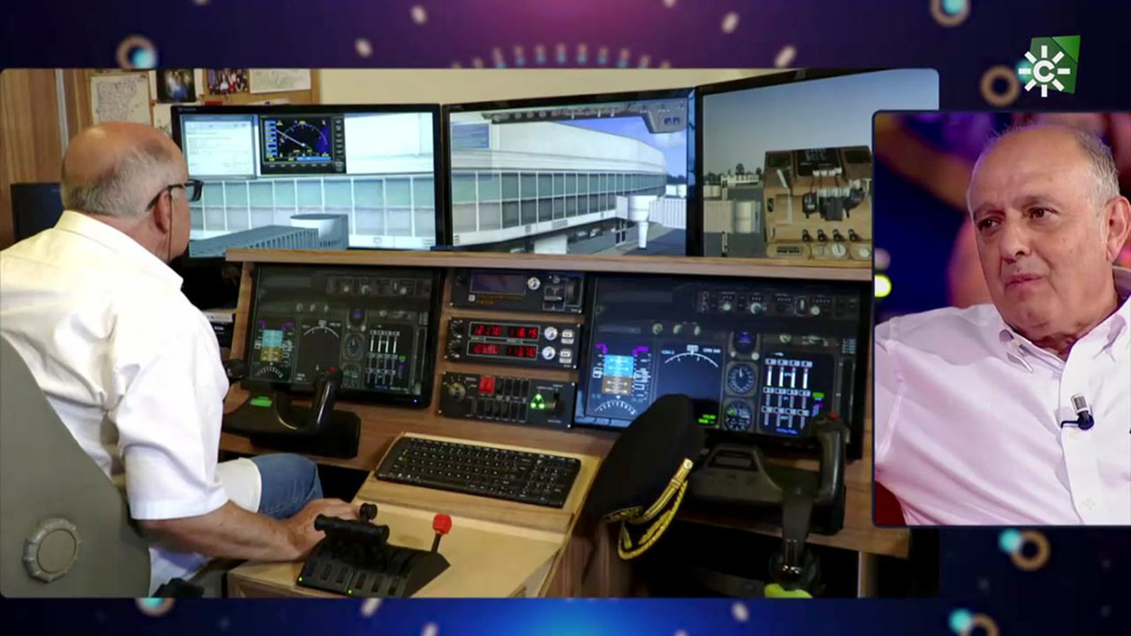 José Luis Herrero pilota un Boing 737 desde la buhardilla de su casa