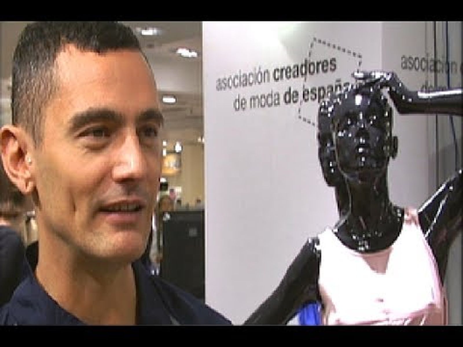 David Delfín, diseñador y artista polifacético