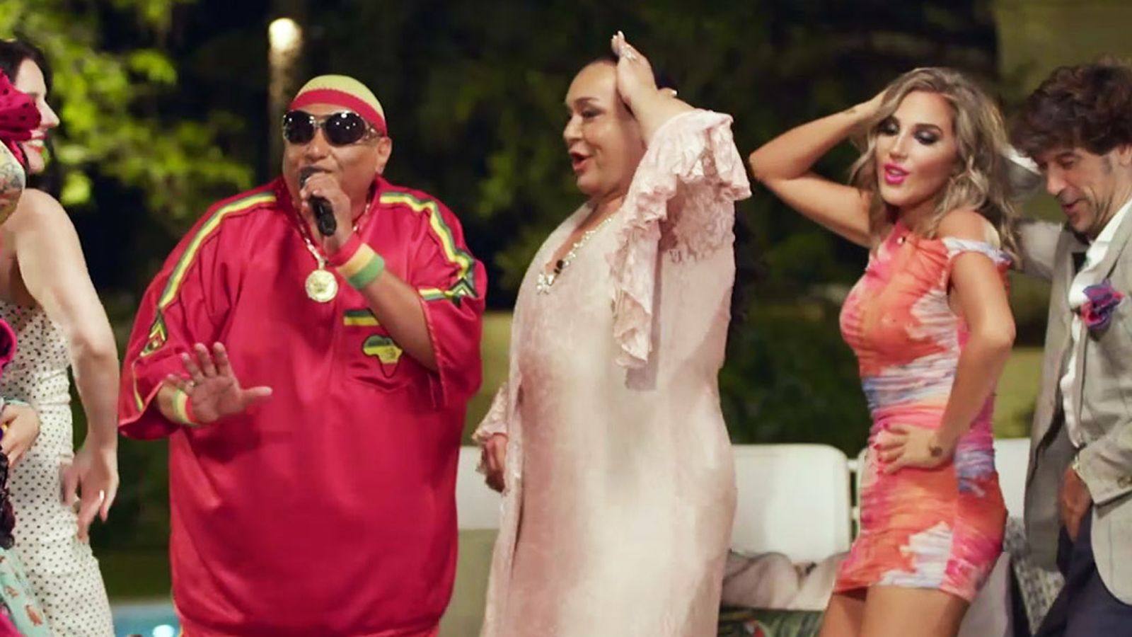 King África sorprende a Falete cantándole su canción del verano: 'La Bomba'