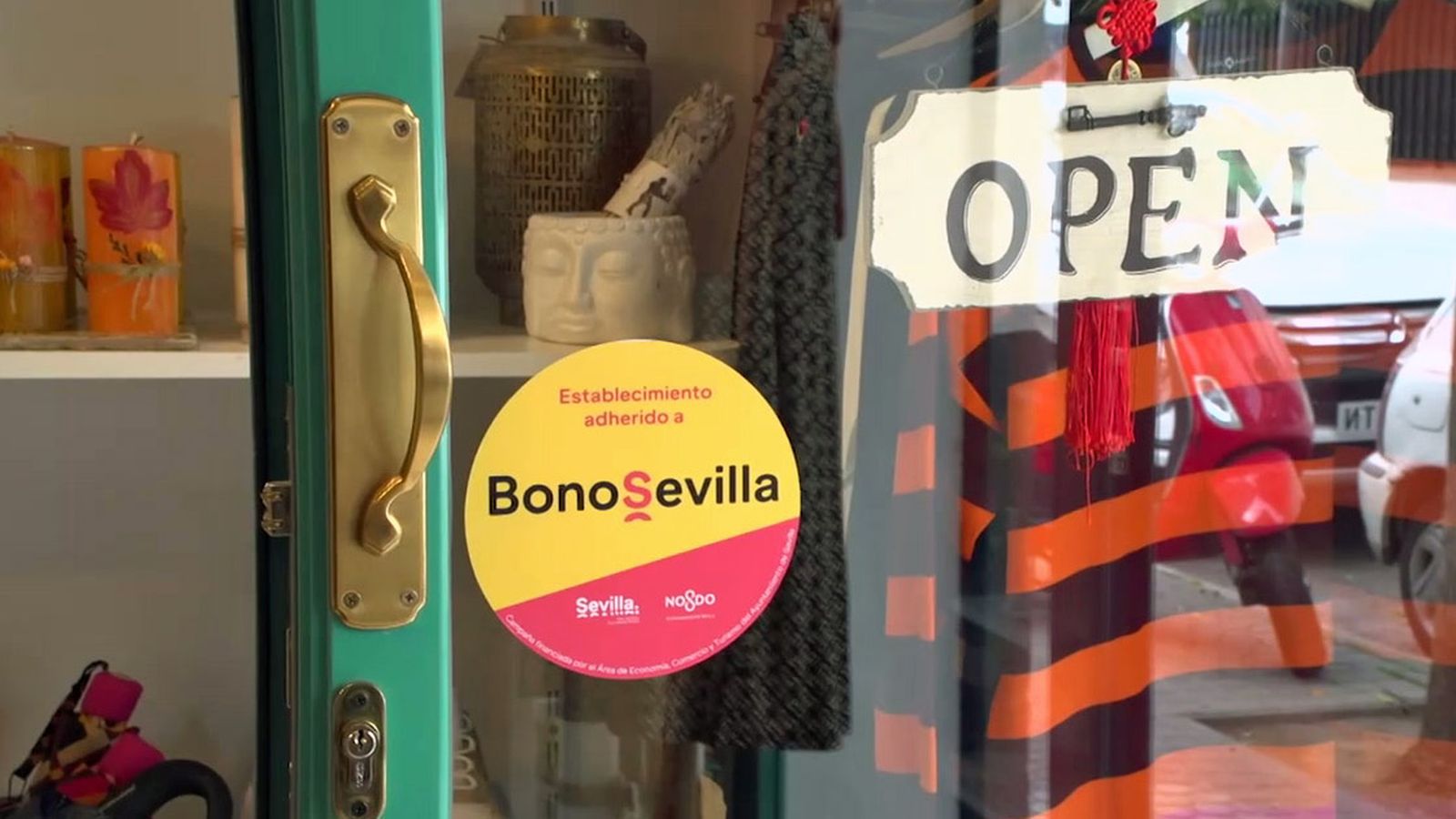 Compra en tu barrio con el 'BonoSevilla'