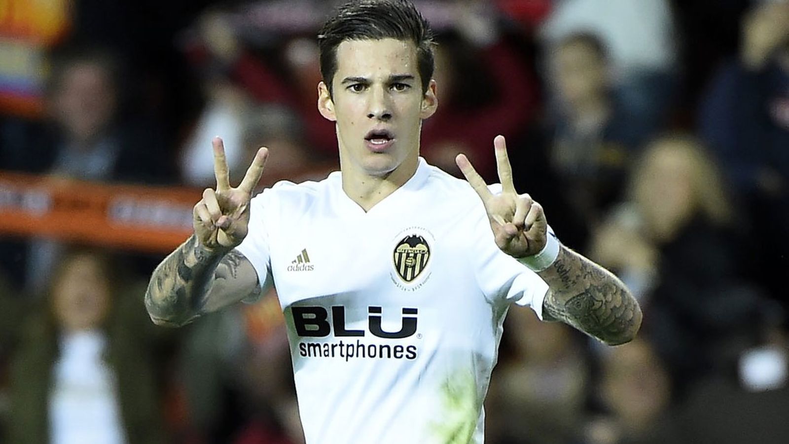 santi mina