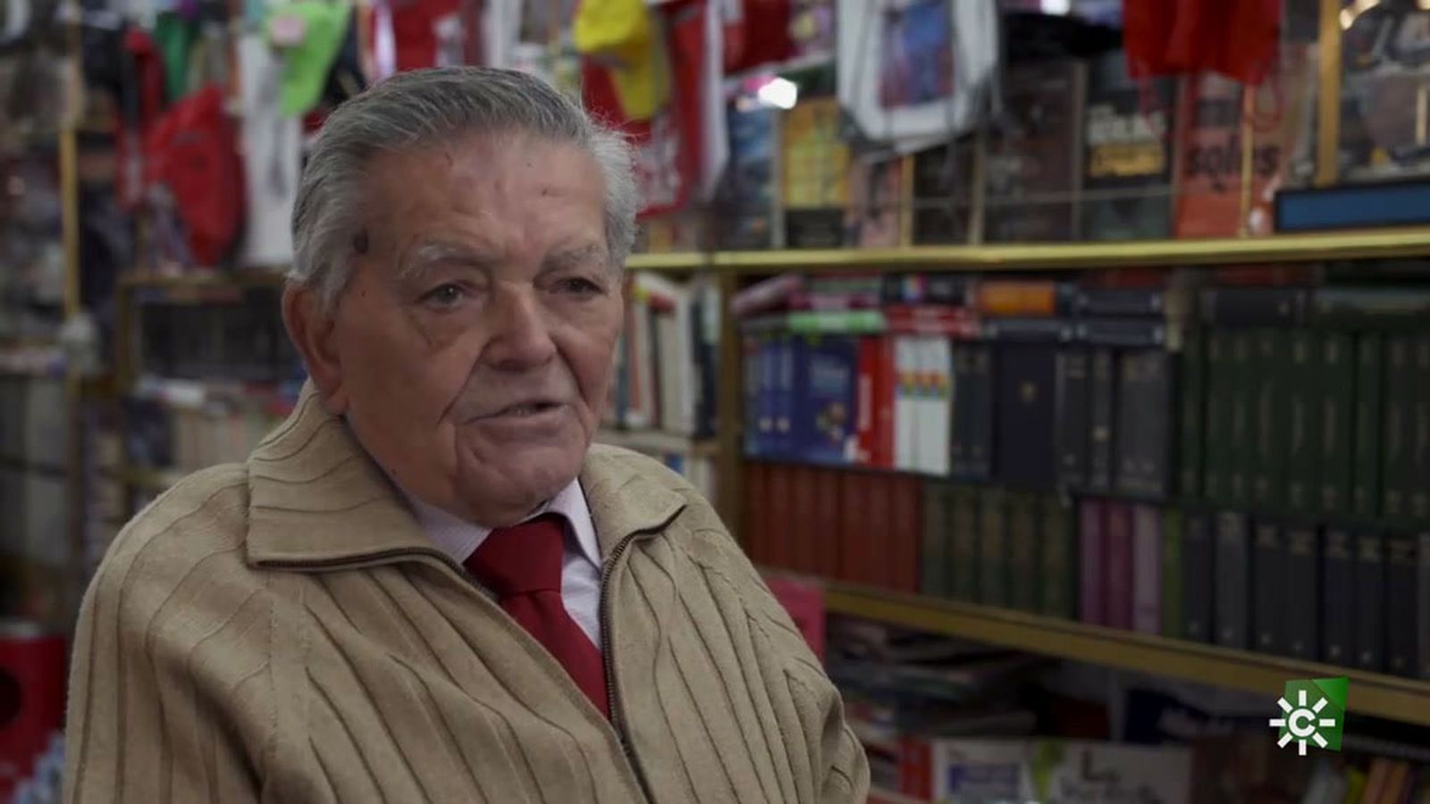 Pablo Lucena, toda una vida dedicada a los libros