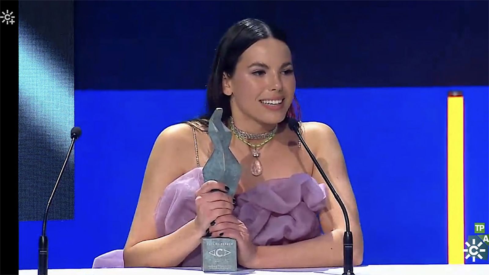 CARMEN GALA ACTRIZ FEMENINA DE REPARTO LAS GENTILES