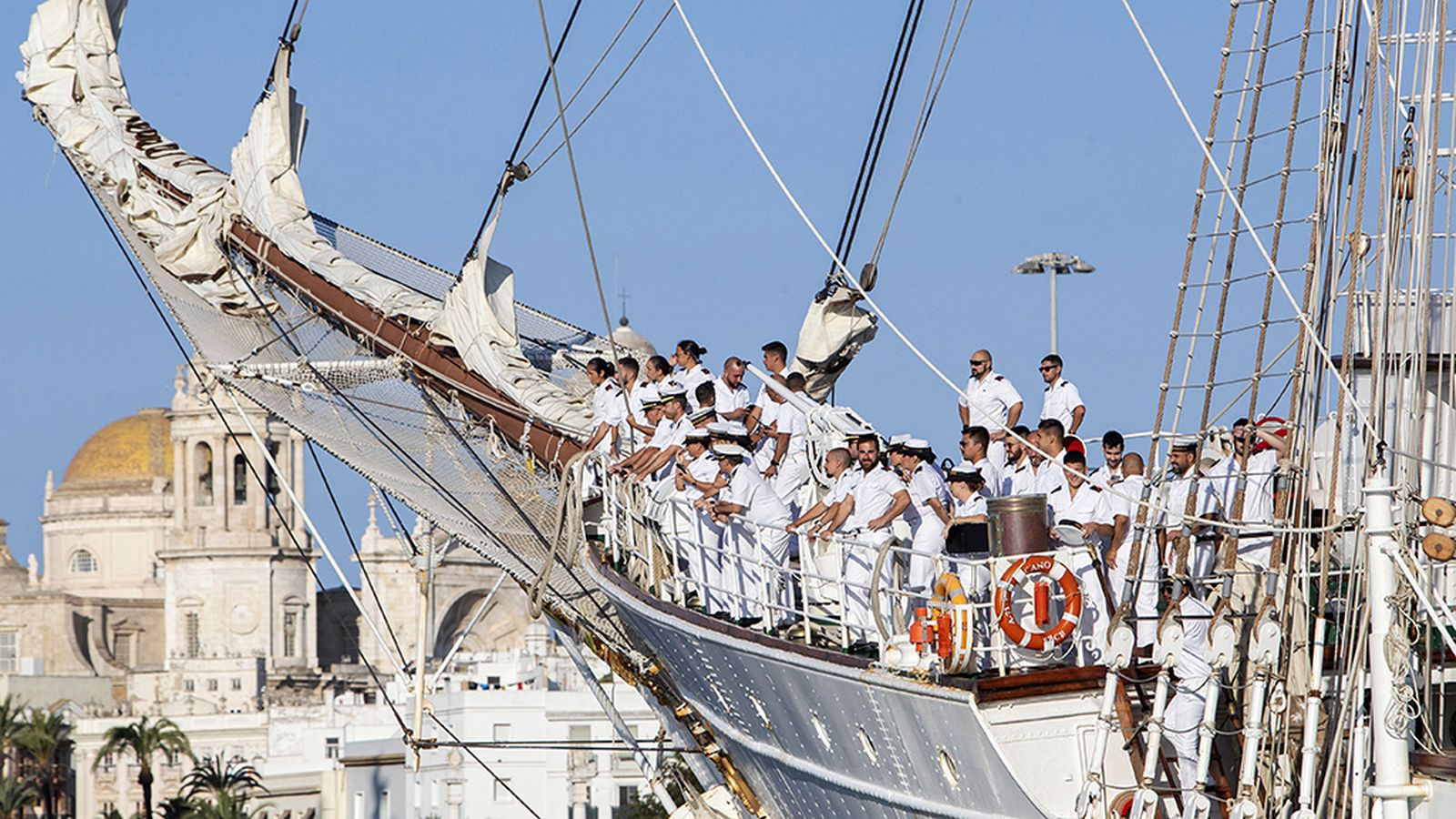 Emotivo regreso de Elcano