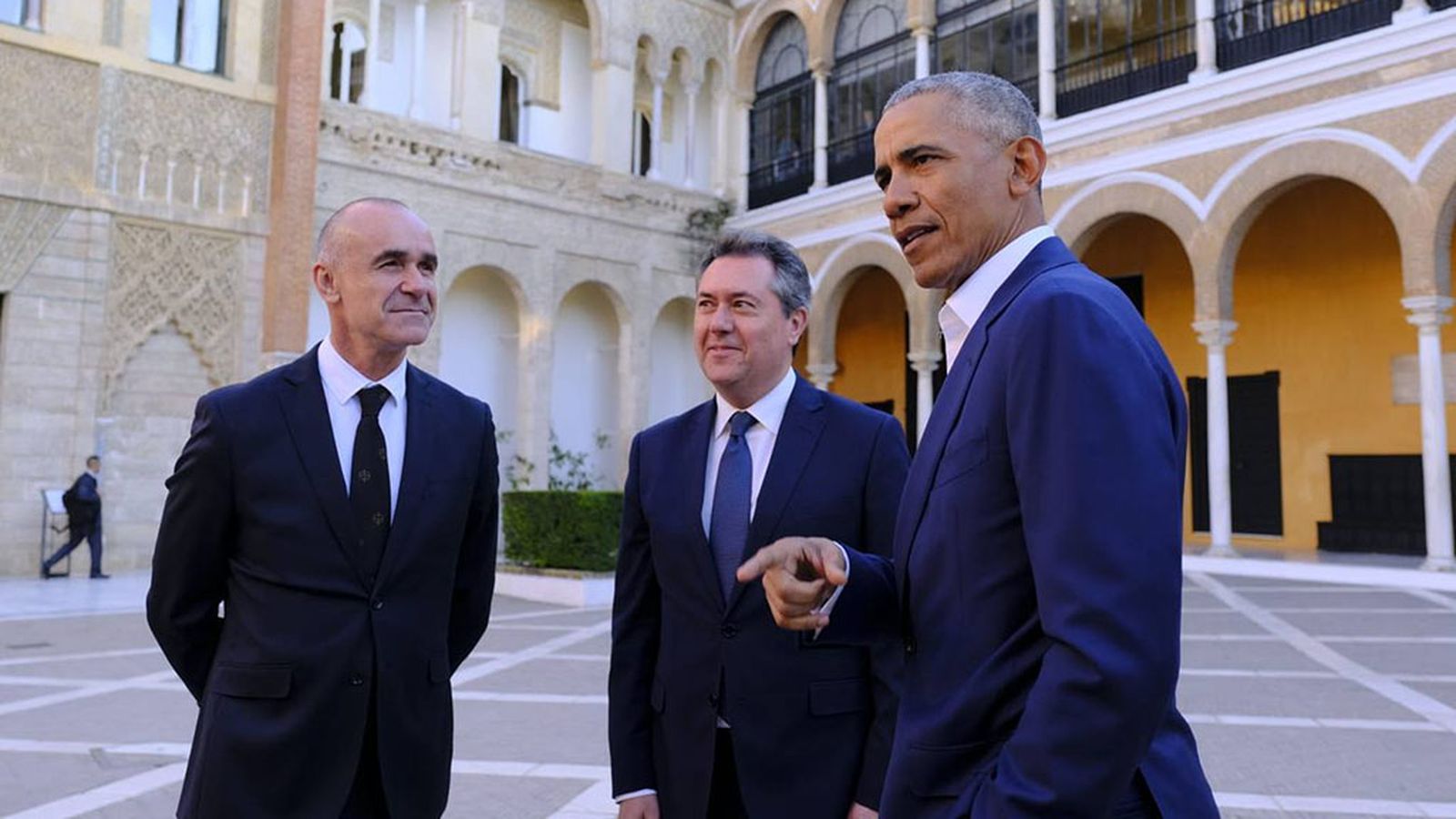 OBAMA ESPADAS ALCAZAR