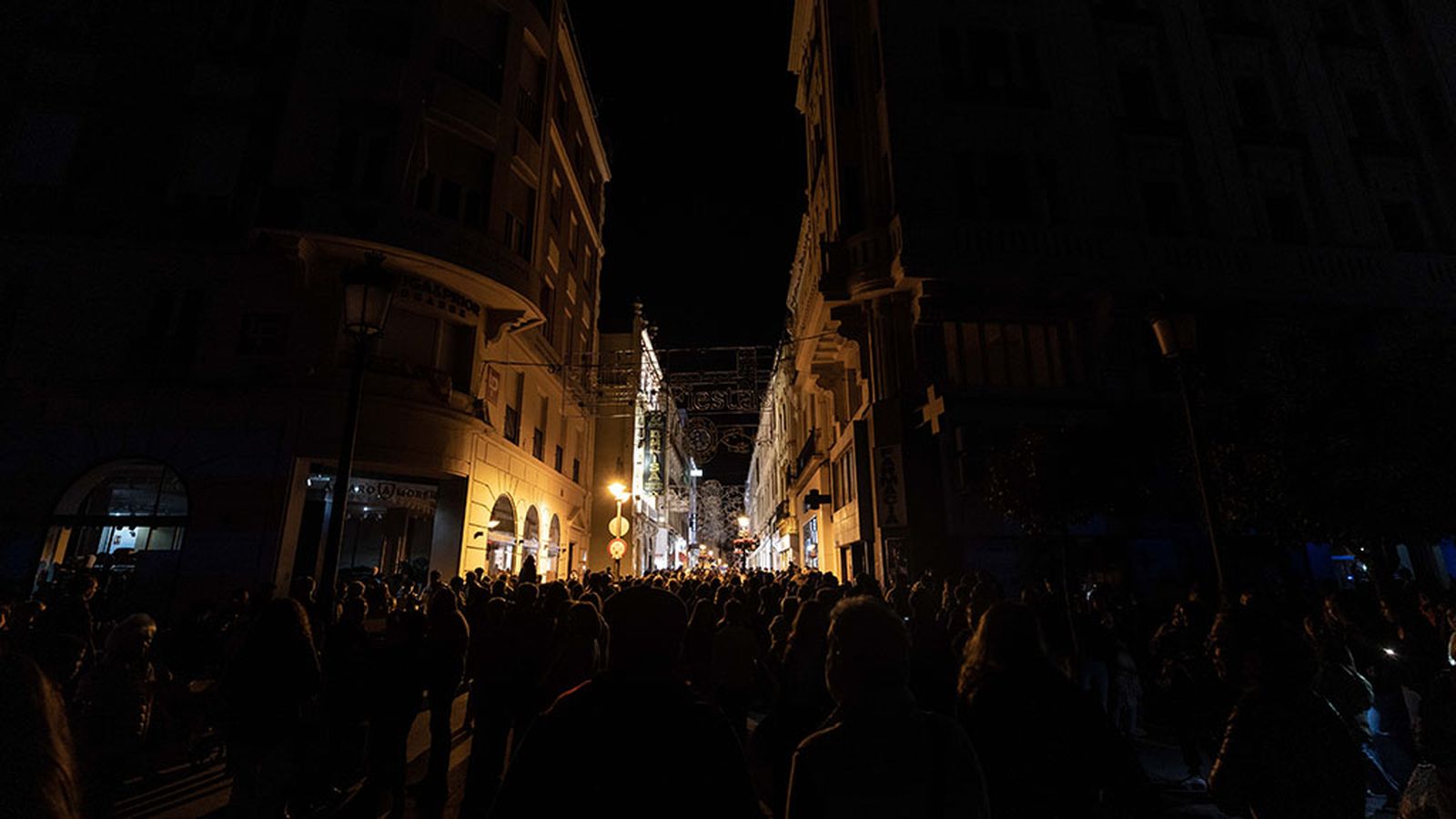Apagón en Córdoba durante el alumbrado