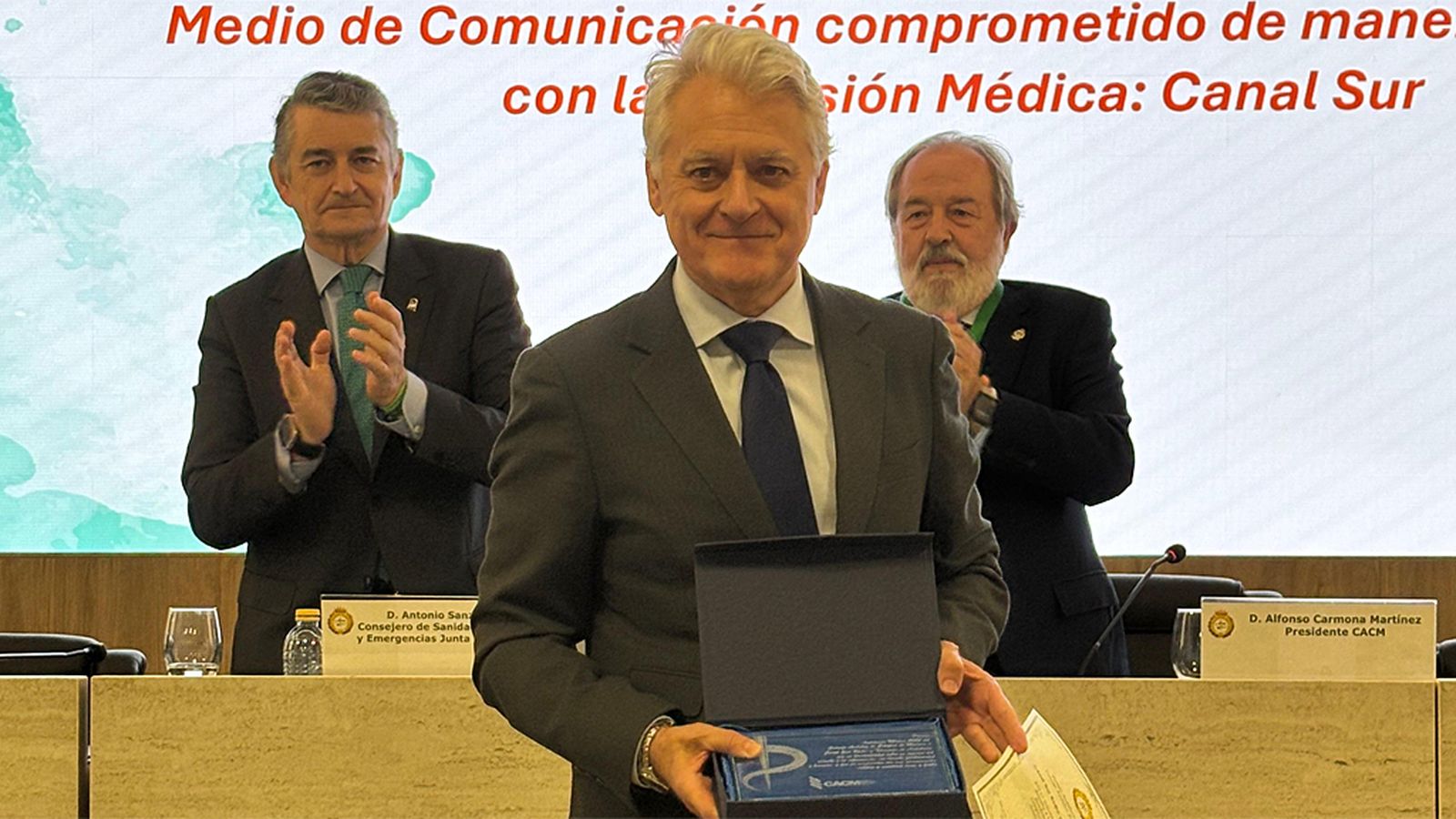 PREMIO MÉDICOS 1