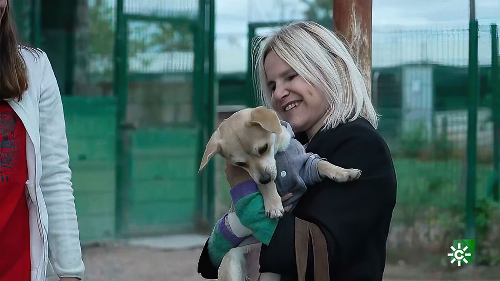 Maka, el perrito que adopta Eugenia Martínez de Irujo de la protectora 'El refugio Escuela Marlene'