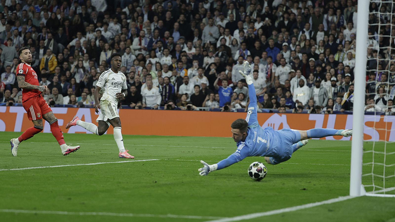 Gol de Vinicius