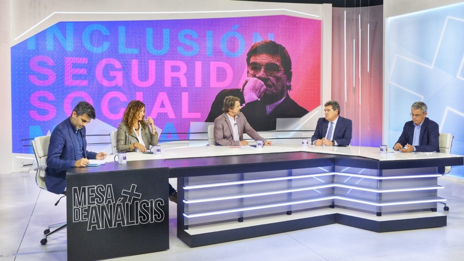 Mesa de análisis ministro Escrivá