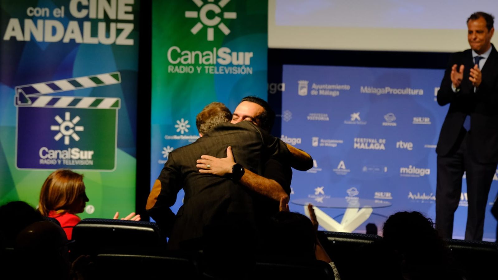 FESTIVAL DE MÁLAGA ABRAZO COMPADRES