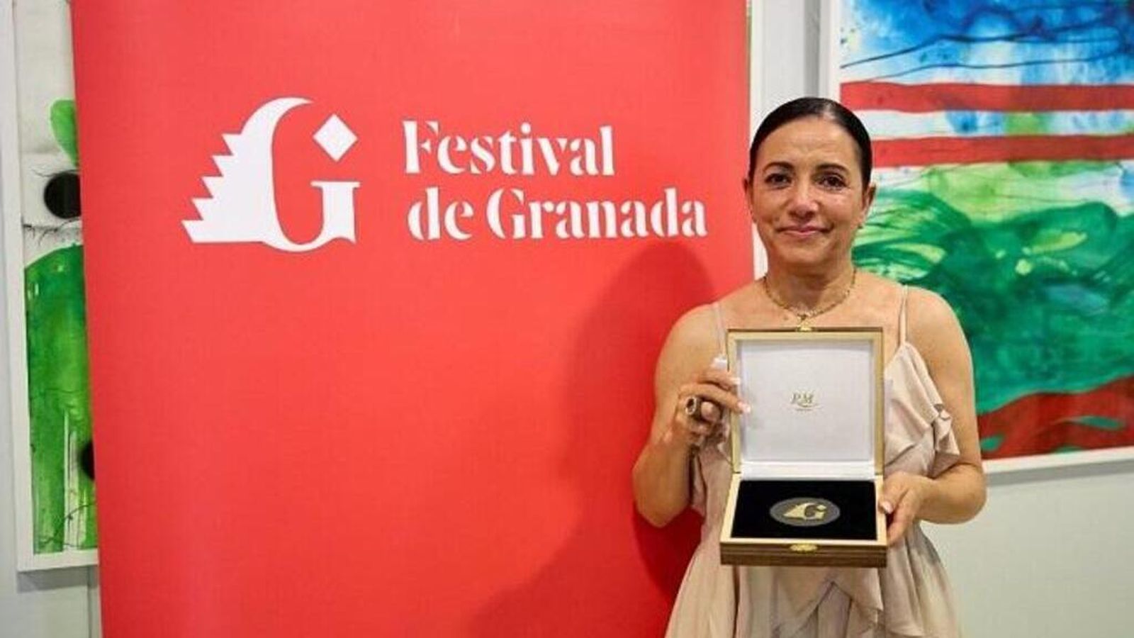 Eva Yerbabuena Medalla Granada