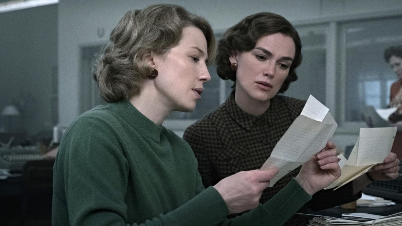 Kiera Knightley y Carrie Coon protagonizan "El estrangulador de Boston".