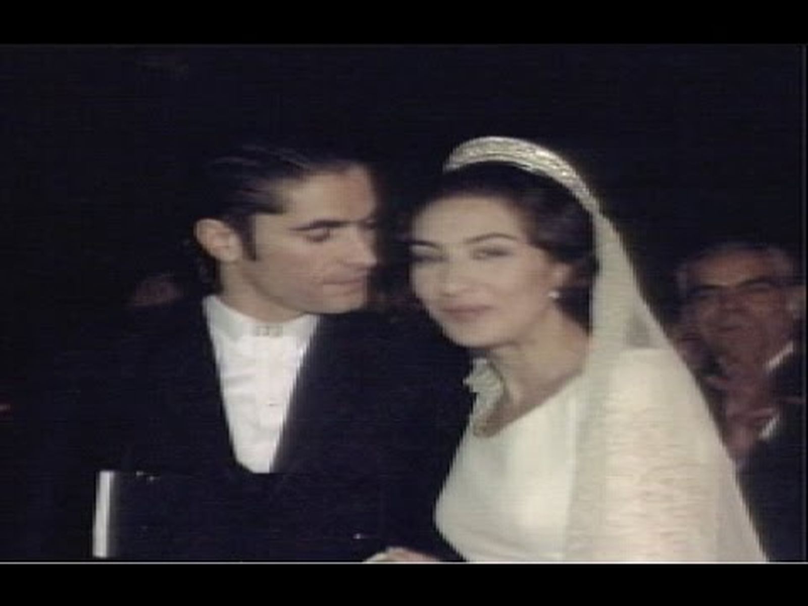 Boda de Estrella Morente y Javier Conde en Granada (2001)