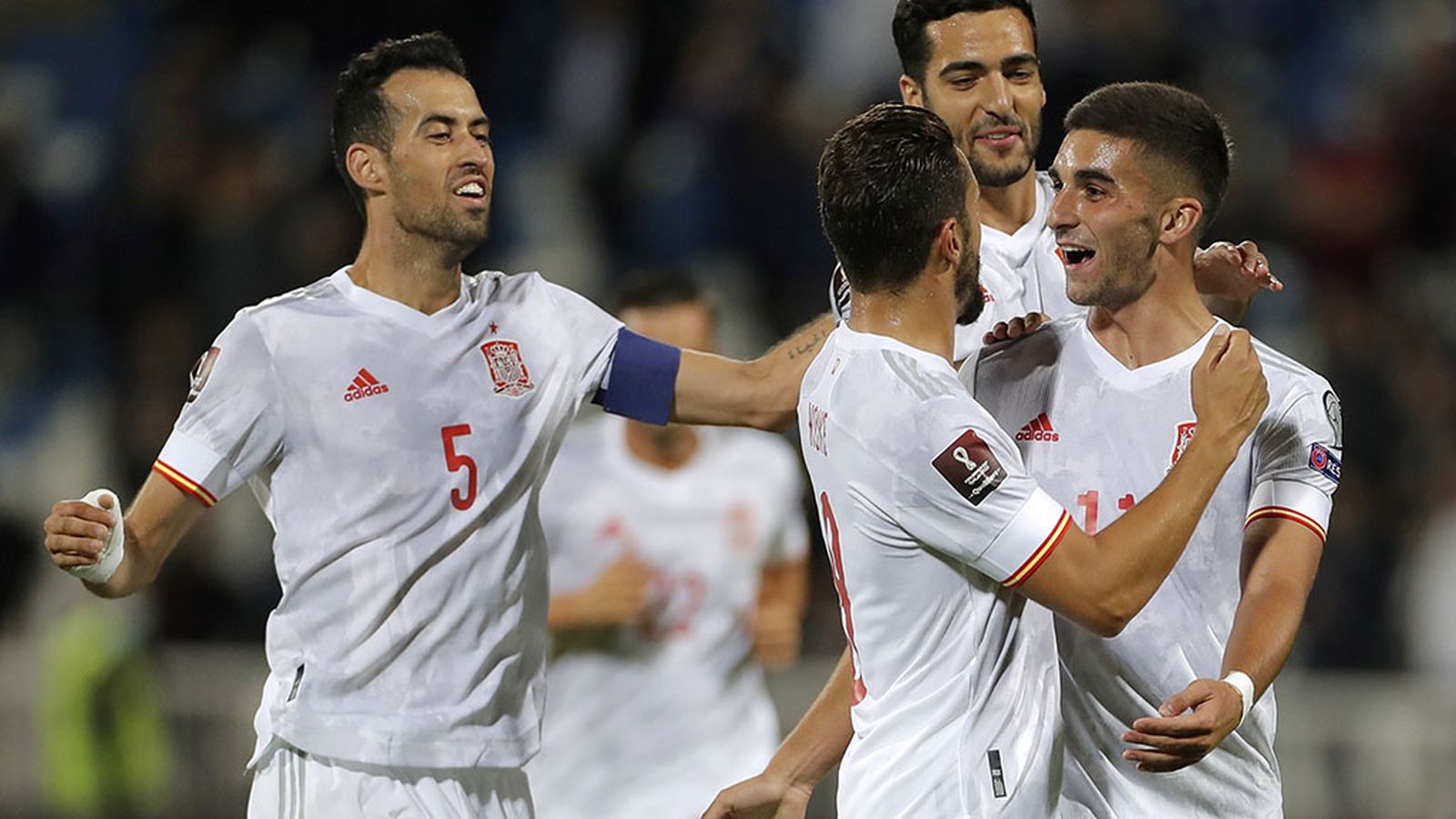 España vence a Kosovo