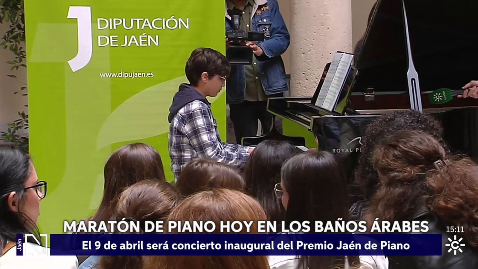 Doce horas de piano ininterrumpidas en los Baños Árabes de Jaén