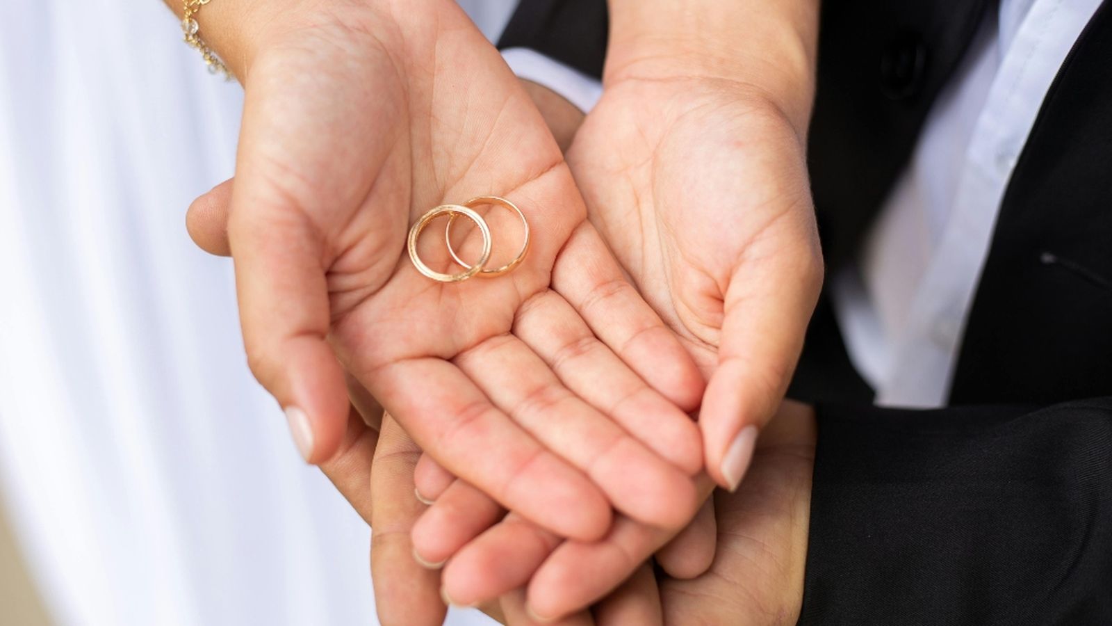 consumo cuidado boda anillos 28 marzo