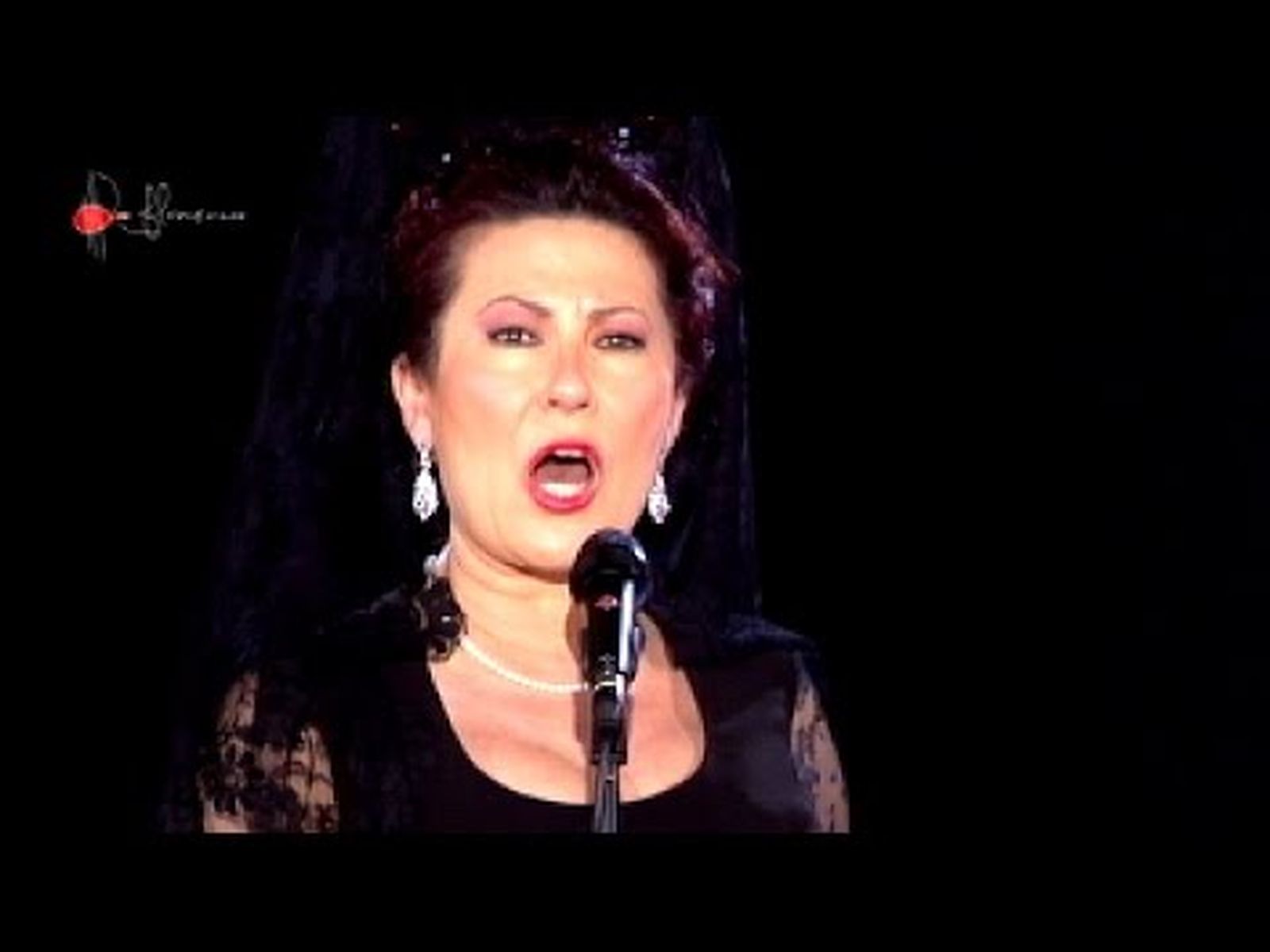 Antonia Contreras canta saeta cuartelera al Nazareno | Flamenco en Canal Sur