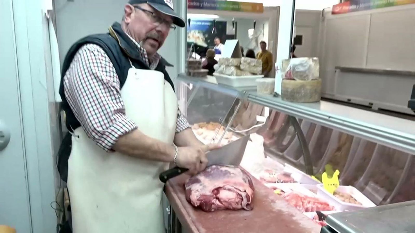 Los productos de temporada en el mercado de San Sebastián, de Huelva