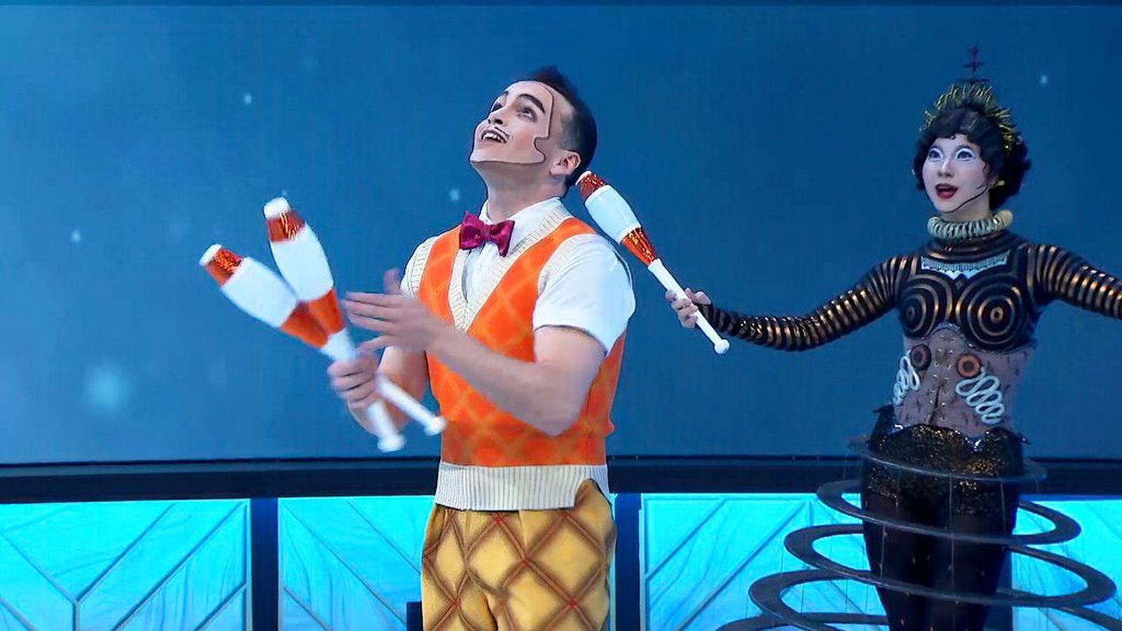 José Vázquez, el malabarista mexicano que brilla en Sevilla con el Circo del Sol