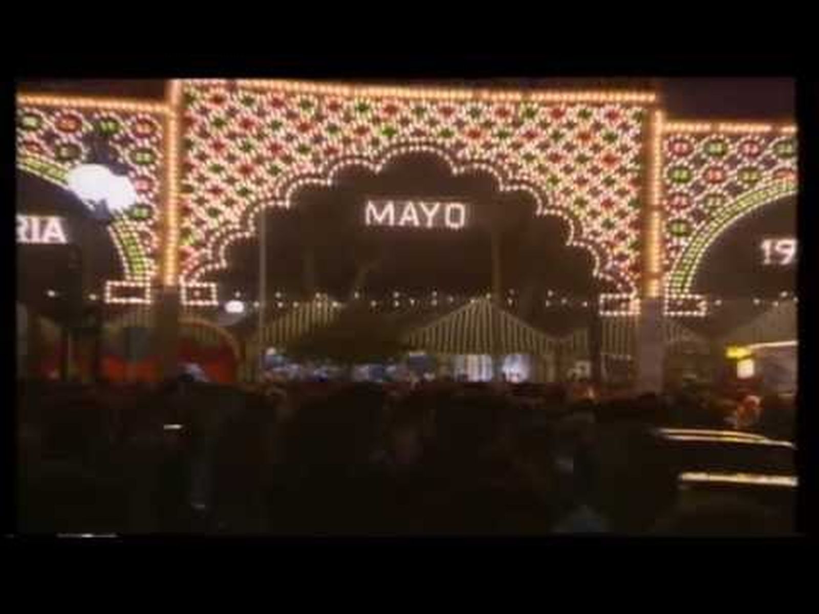 Feria de Córdoba 1993: ambiente de noche y legionarios de la Agrupación Málaga