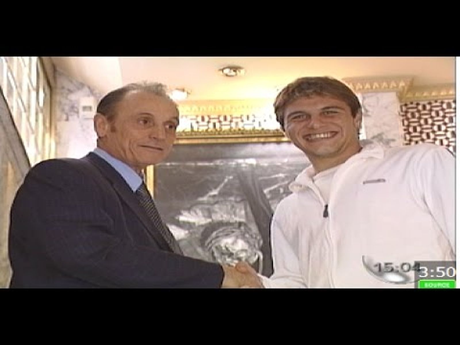Joaquín, la bandera del Beticismo, renueva por el Betis