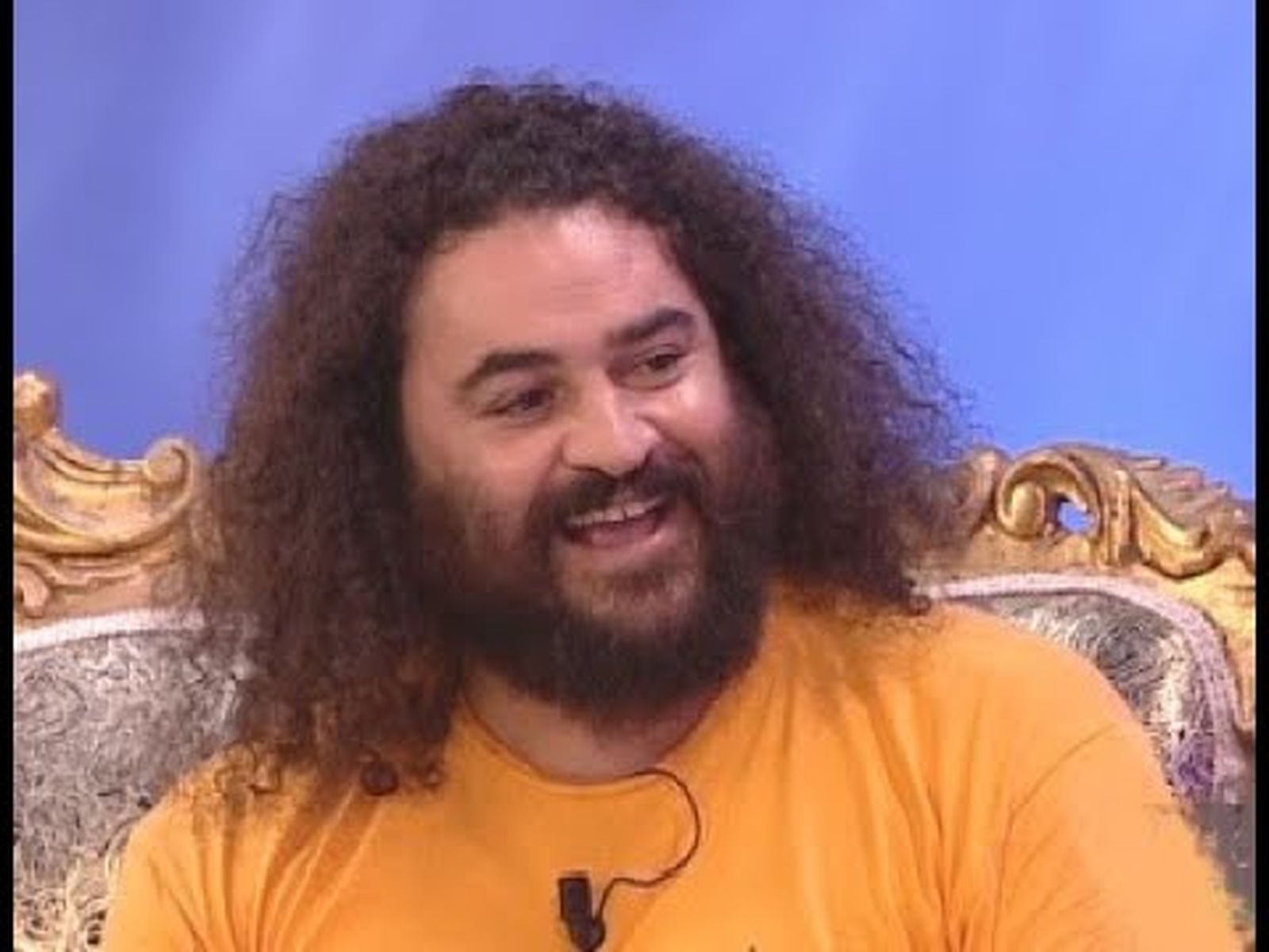 Paz Padilla entrevista a El Sevilla de Mojinos Escozios entre bromas y buen humor