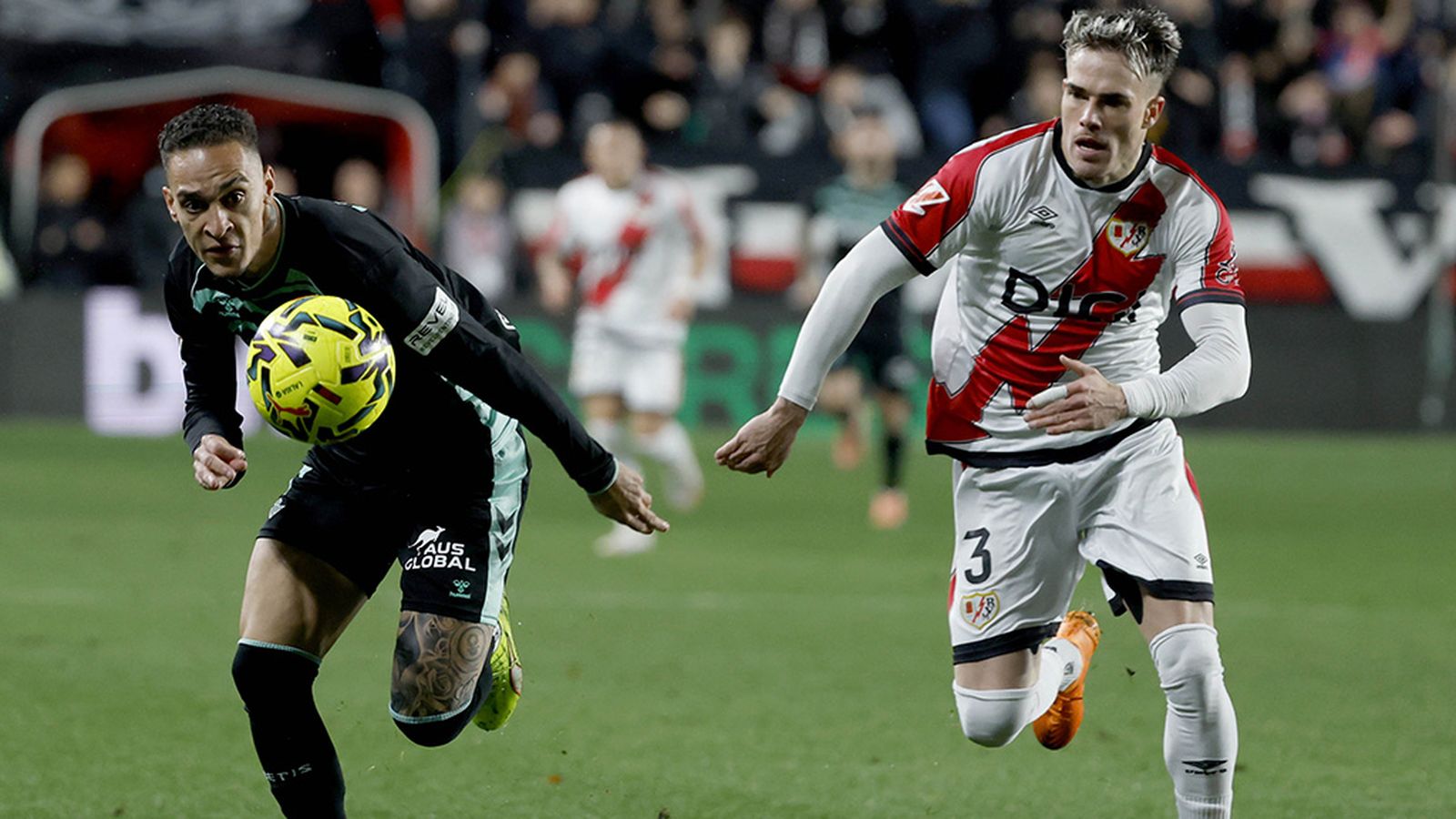 El Betis empata en Vallecas