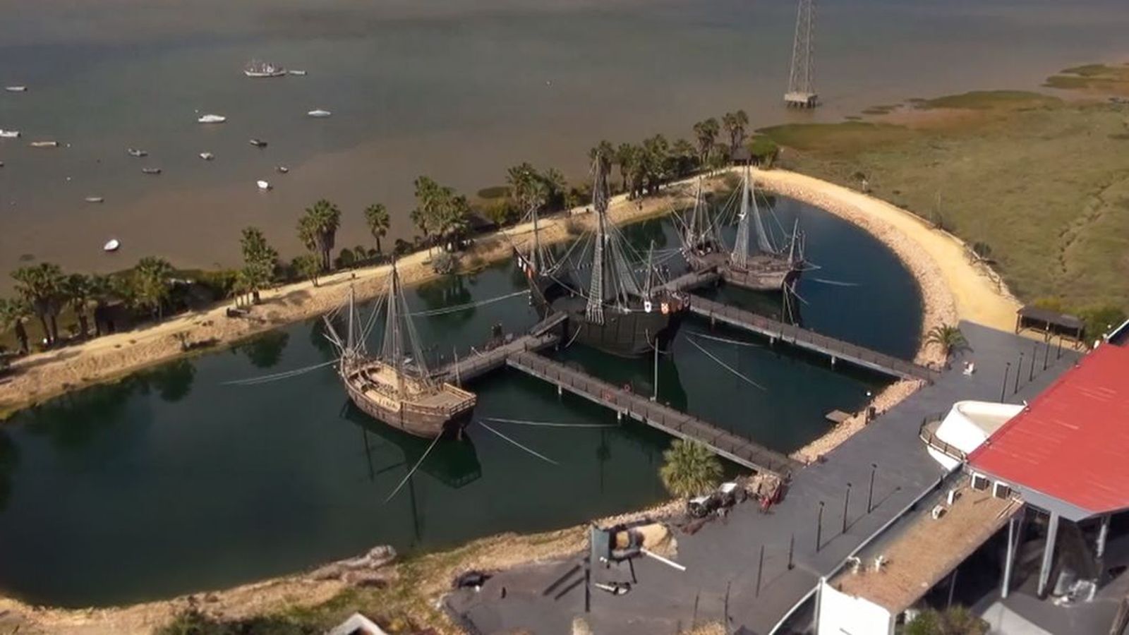 Revive la historia de Colón en los puertos colombinos por la ruta fluvial del río Tinto