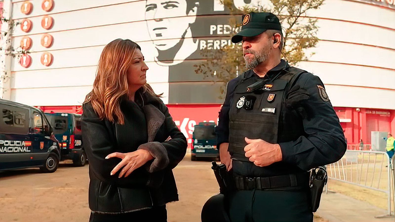 Acompañamos al operativo de la UIP desplegado para el derbi Sevilla-Betis