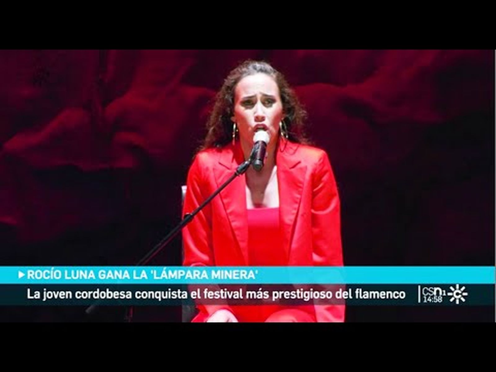 Rocío Luna gana la "Lámpara minera" del cante de la Unión