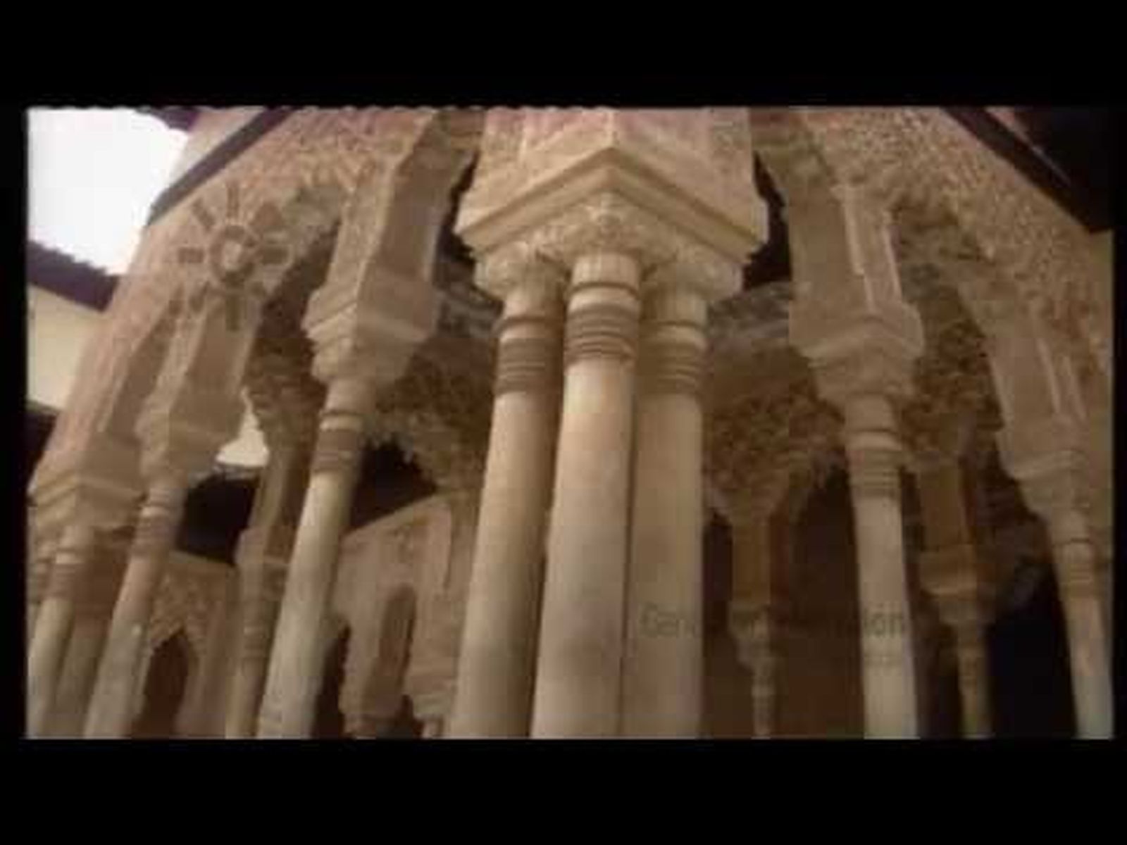 La Alhambra de Granada desconocida: los últimos inquilinos (1991)