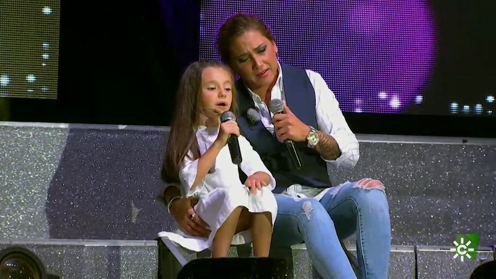 Marisol Bizcocho da una emotiva sorpresa cantando con su fan más pequeña, Paula de cinco años