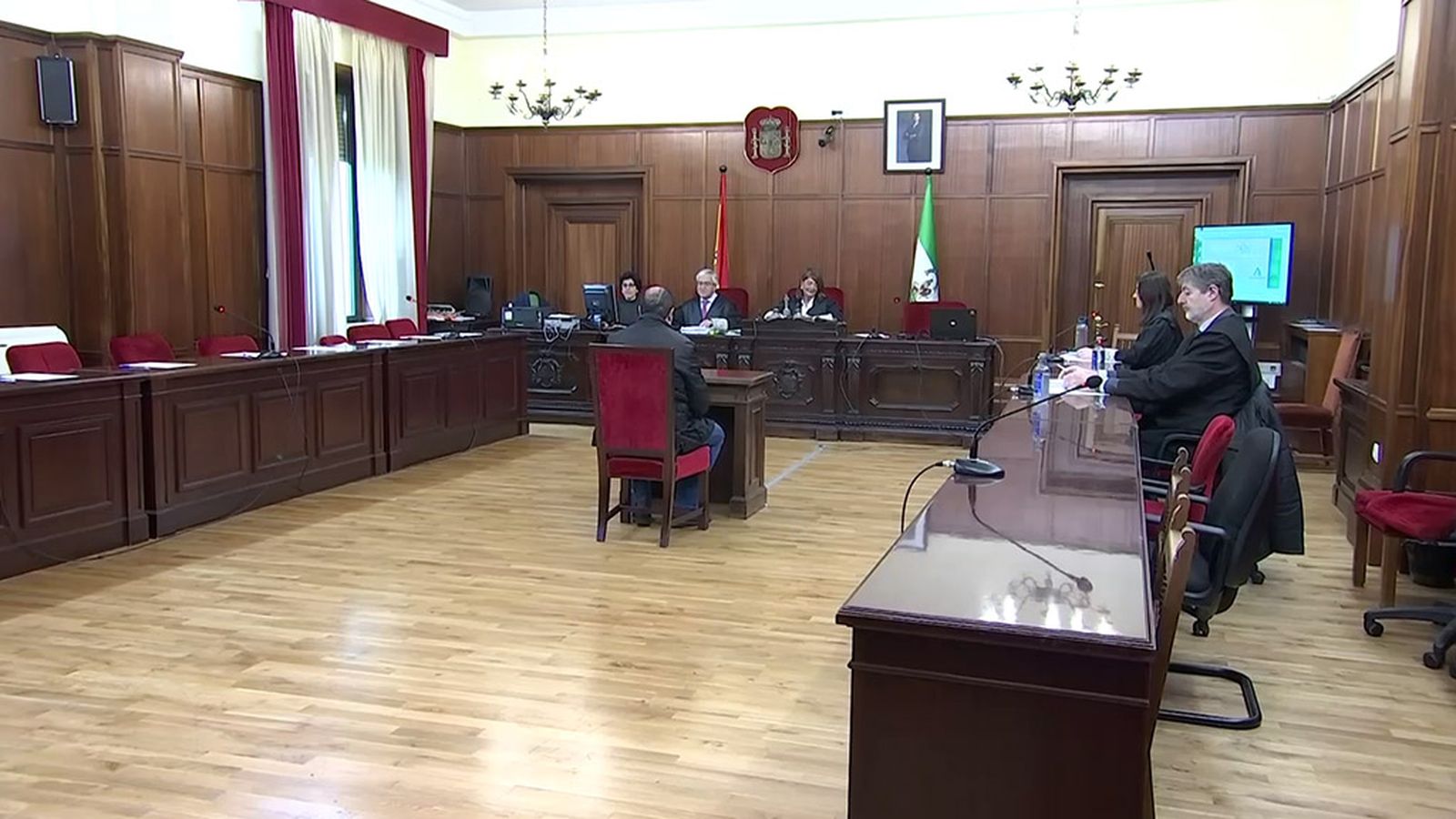 tapa juicio cuidador
