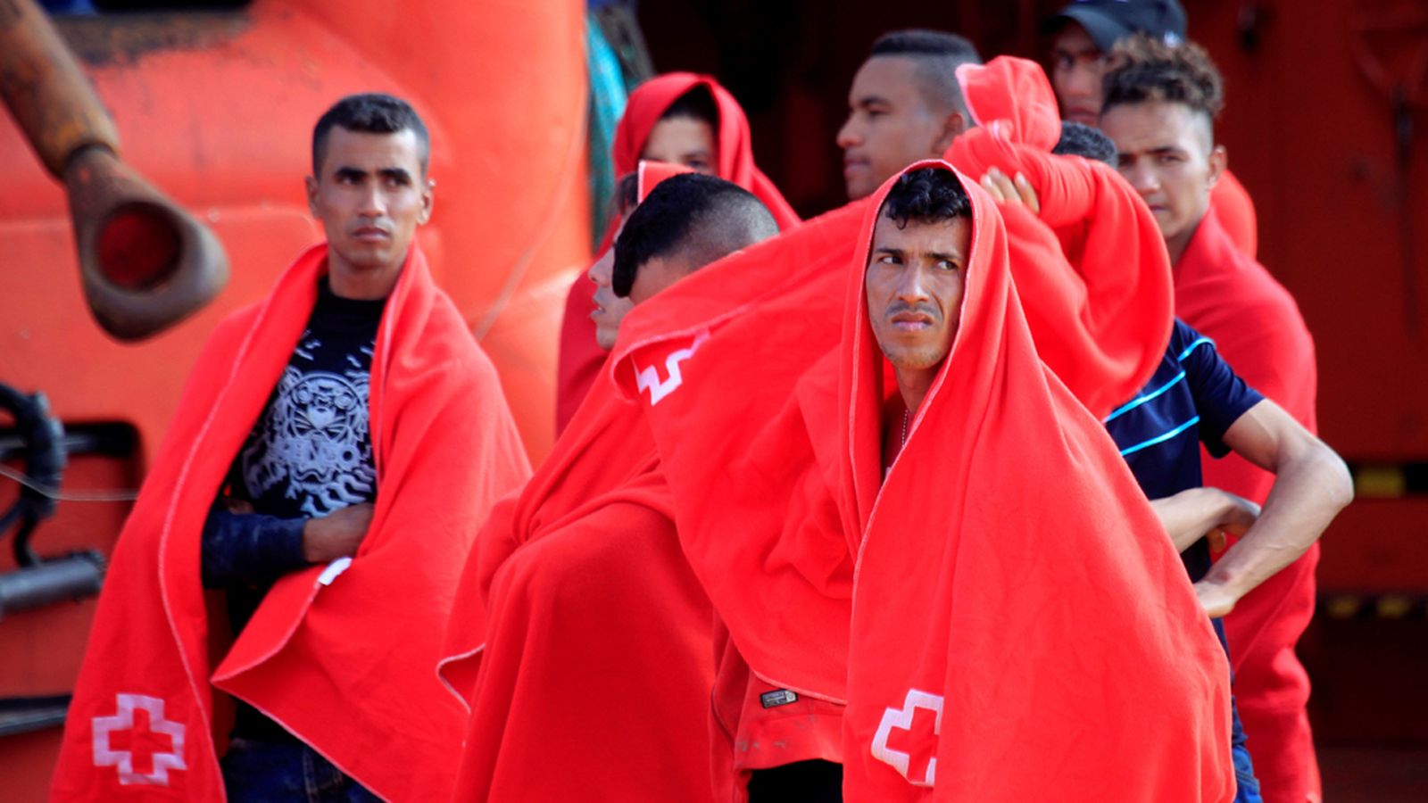Inmigrantes Estrecho 1024