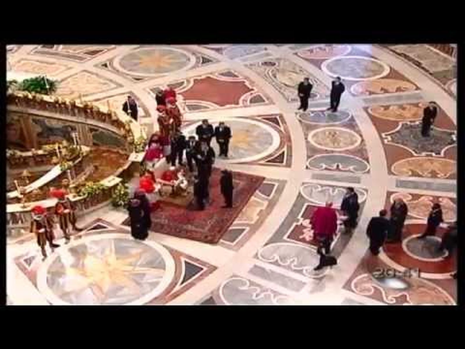 Entronización del Papa Benedicto XVI