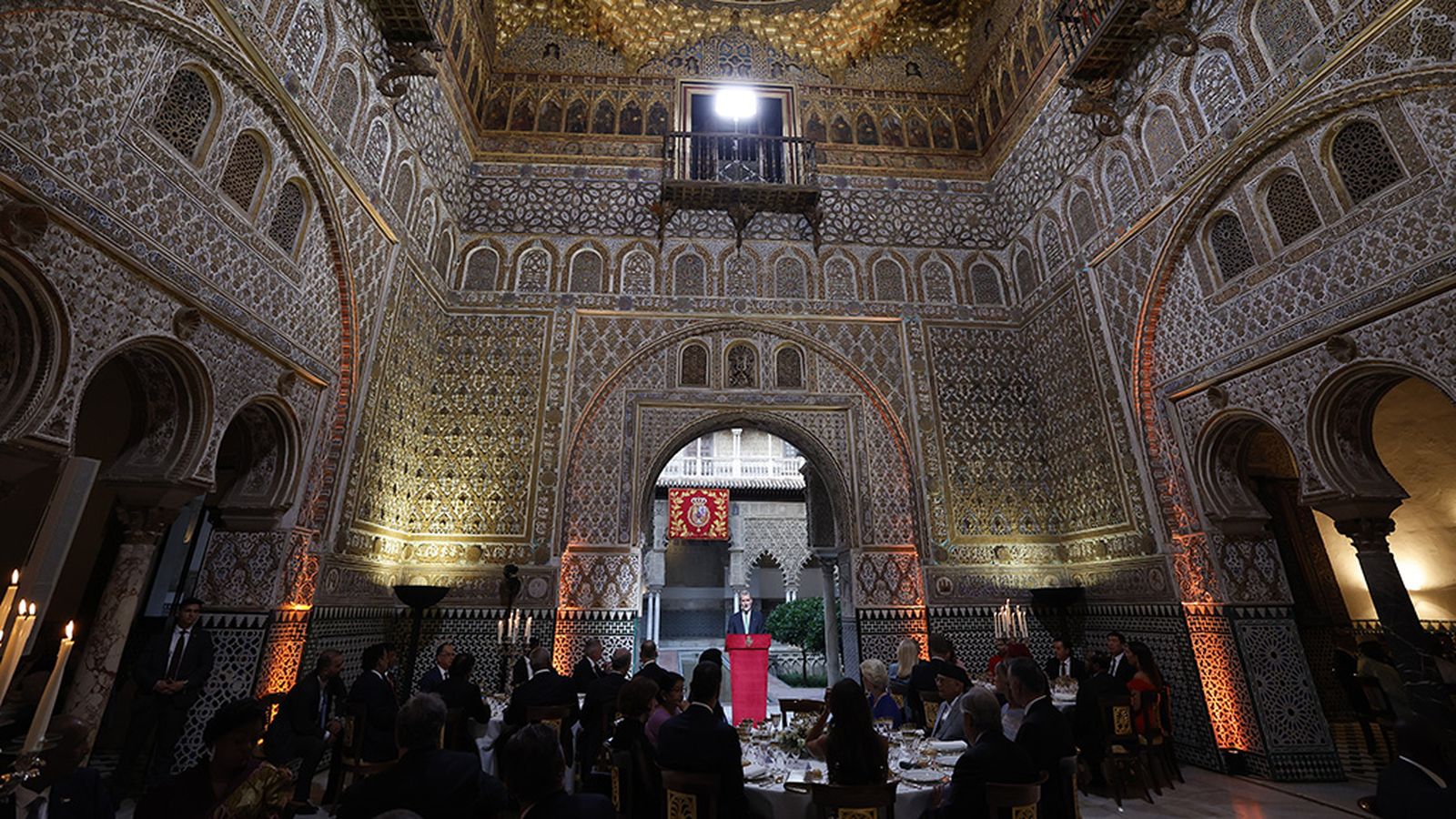 Cena de los Reyes en los Reales Alcázares de Sevilla