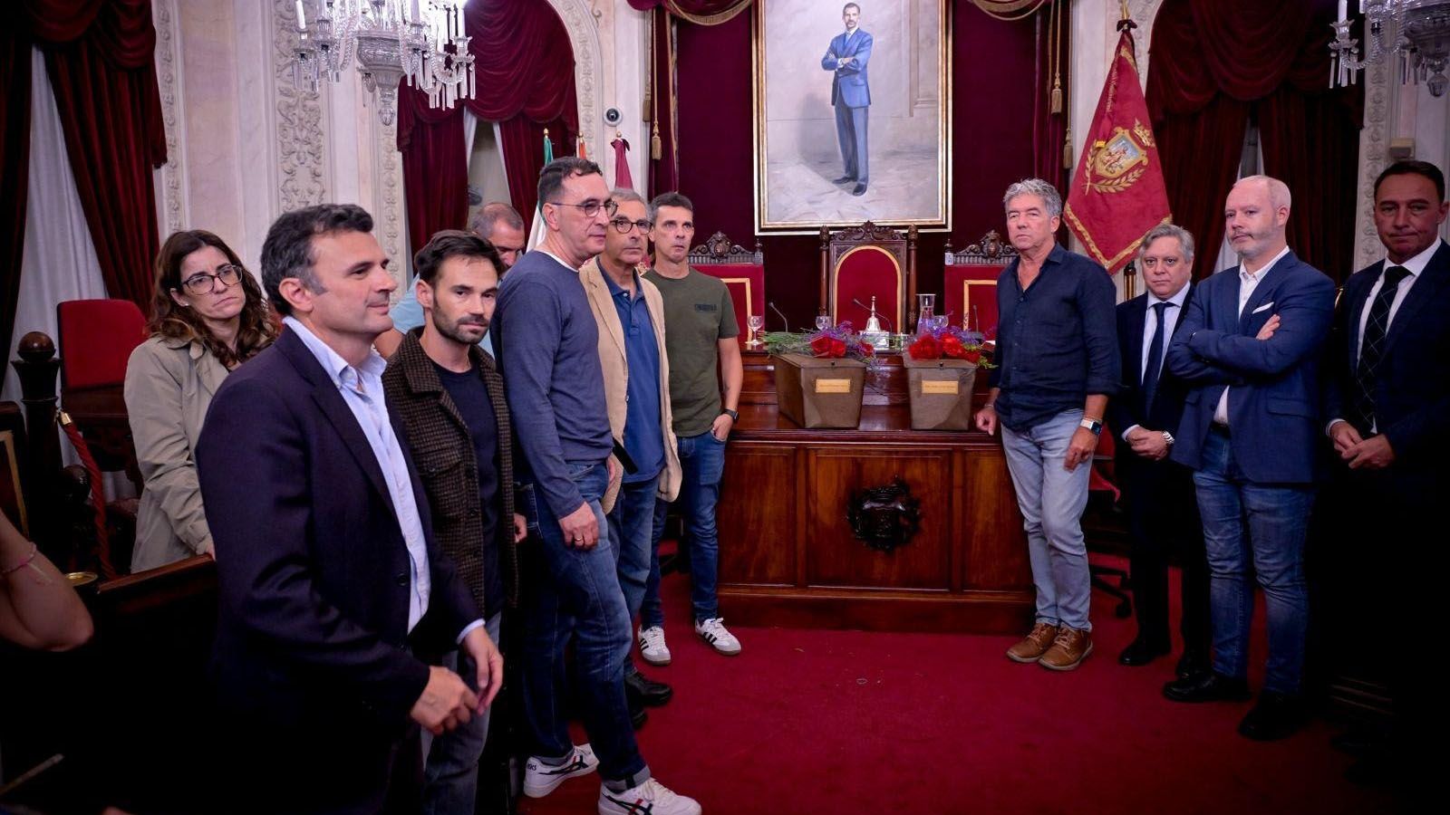 Acto de memoria democrática en el Ayuntamiento de Cádiz