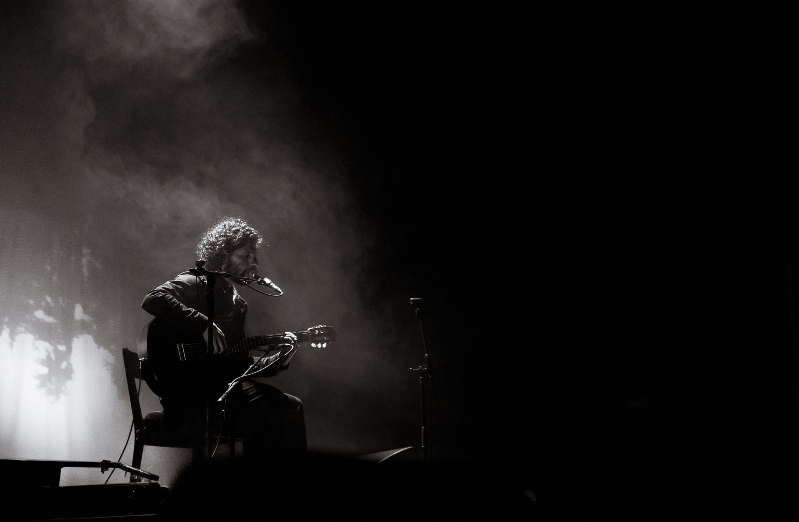 José González actúa en Insolito