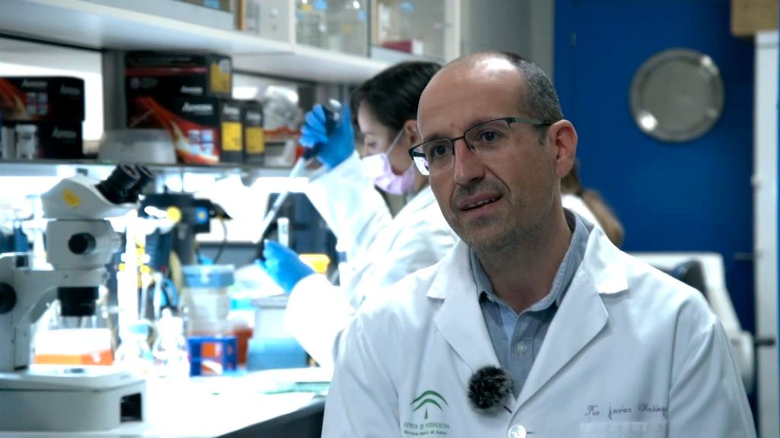 Avanza la vacuna española contra la covid, que protege de daños cerebrales