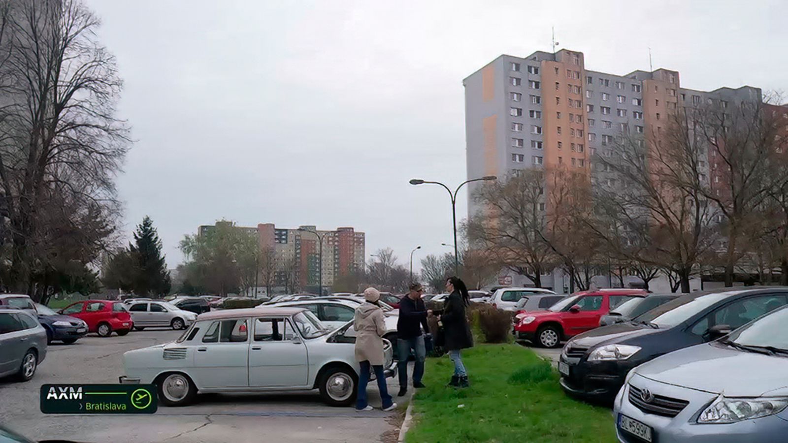 Viajamos al pasado comunista de Eslovaquia a bordo de un coche clásico con Alba