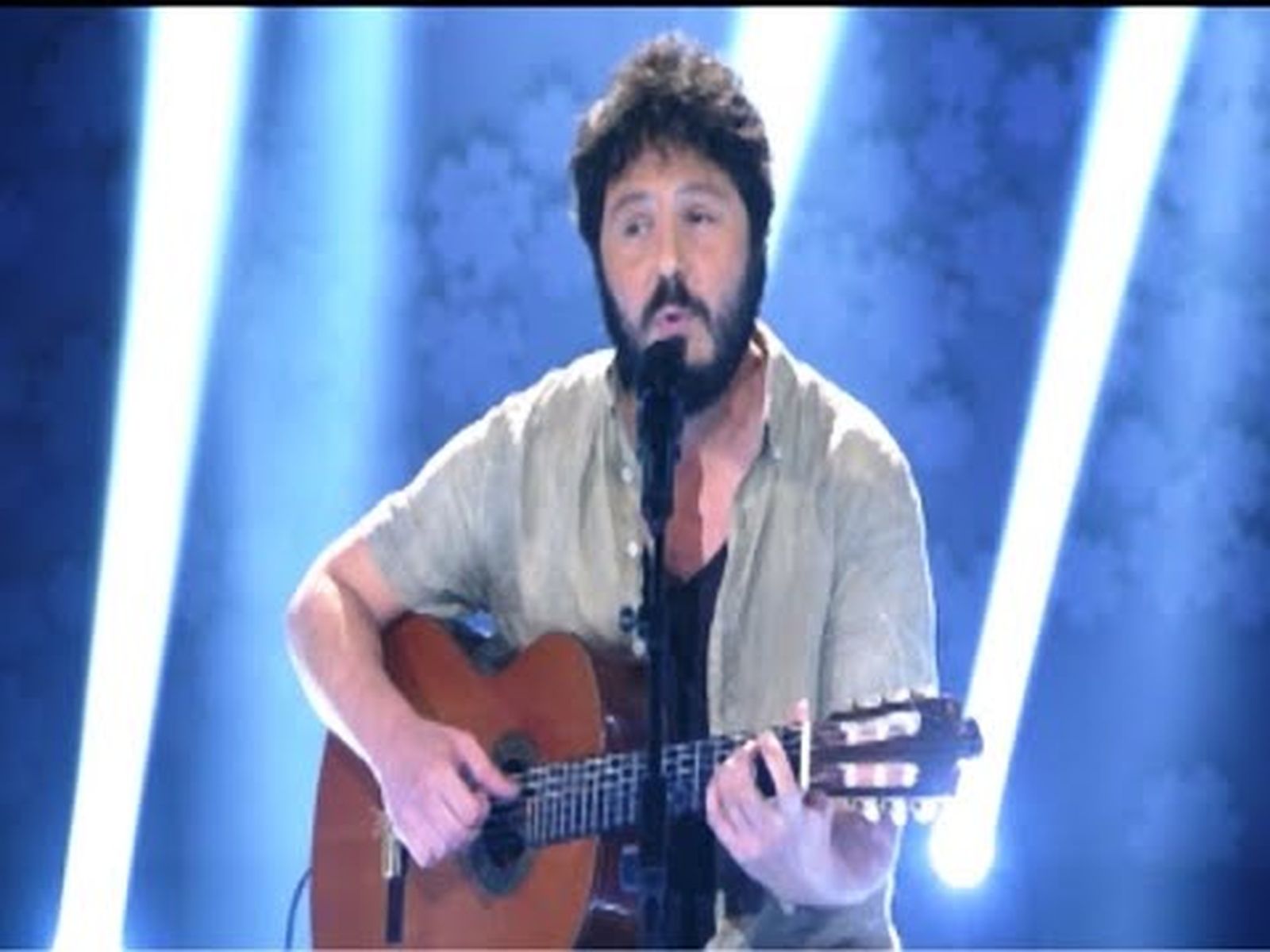 El Kanka canta "Andalucía", el homenaje del cantautor a Andalucía