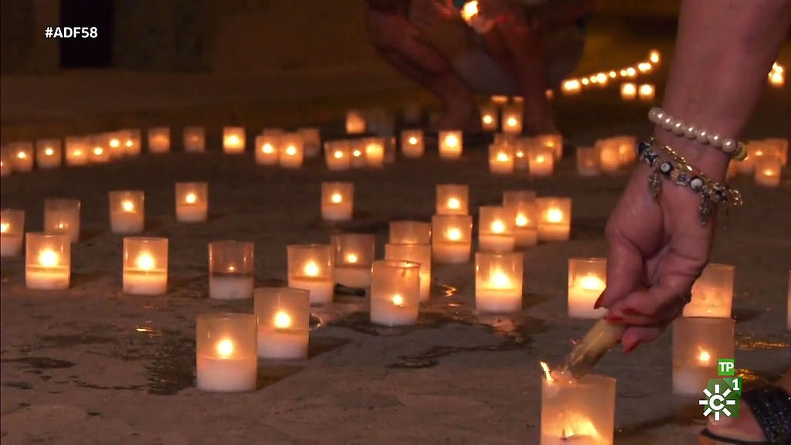El mercado medieval de Alanís a la luz de las velas