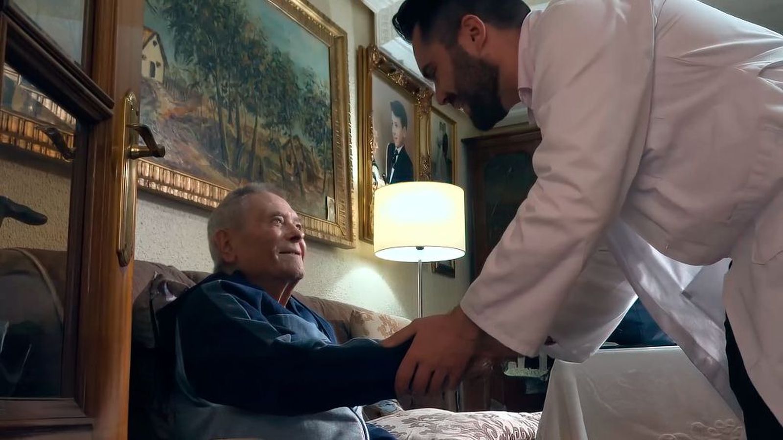 Puerta a puerta, vida a vida, la enfermería de Jaén que no deja a nadie atrás