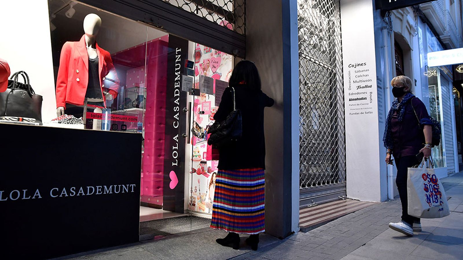 Cierre de comercios por la covid