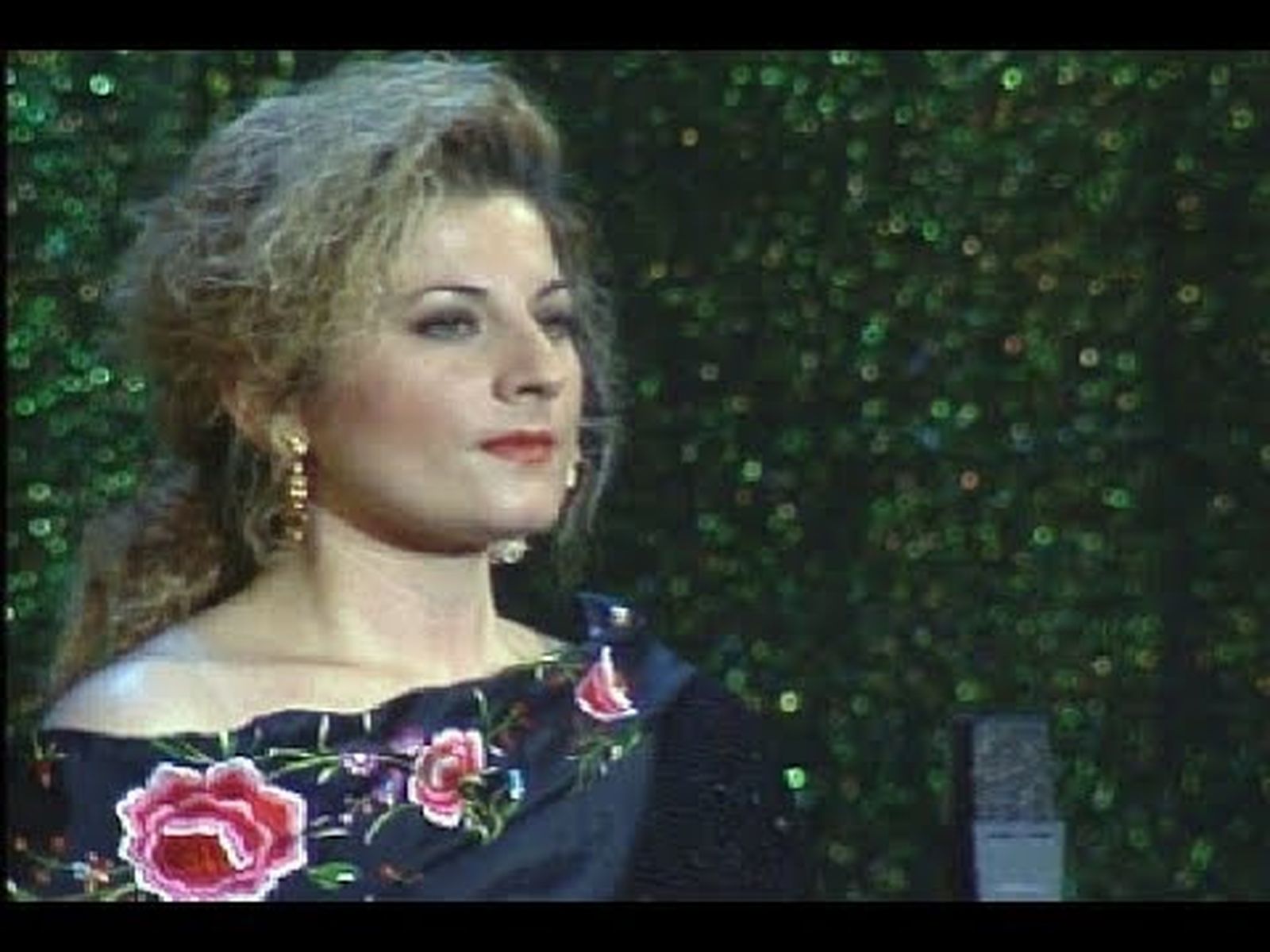 Cecilia Gallego canta "Café de chinitas" de Federico García Lorca