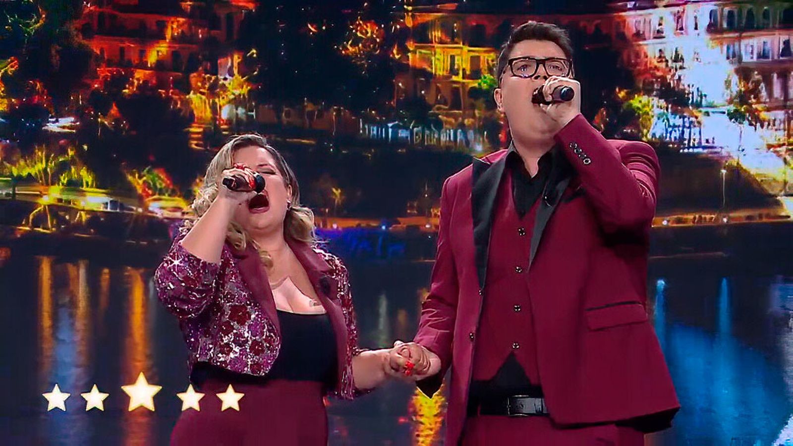 Tamara Jerez y José Miguel Otero, ganadores de la noche, con una interpretación muy poderosa de 'Sevilla'